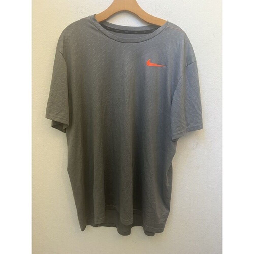 MENS NIKE SOLID GRAY ATHLETIC T-SHIRT SIZE 2XL (S1)